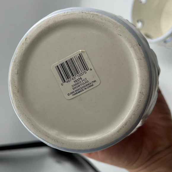 Yankee Candle Snow Folks Candle Holders Simmer Pot Mitten Tea Light Votive 6 - Picture 9 of 15